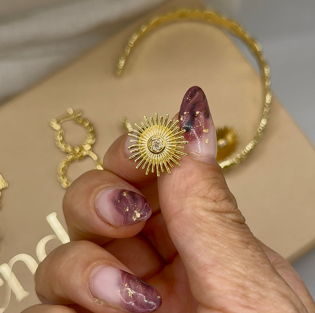 Solaris Bloom Earrings